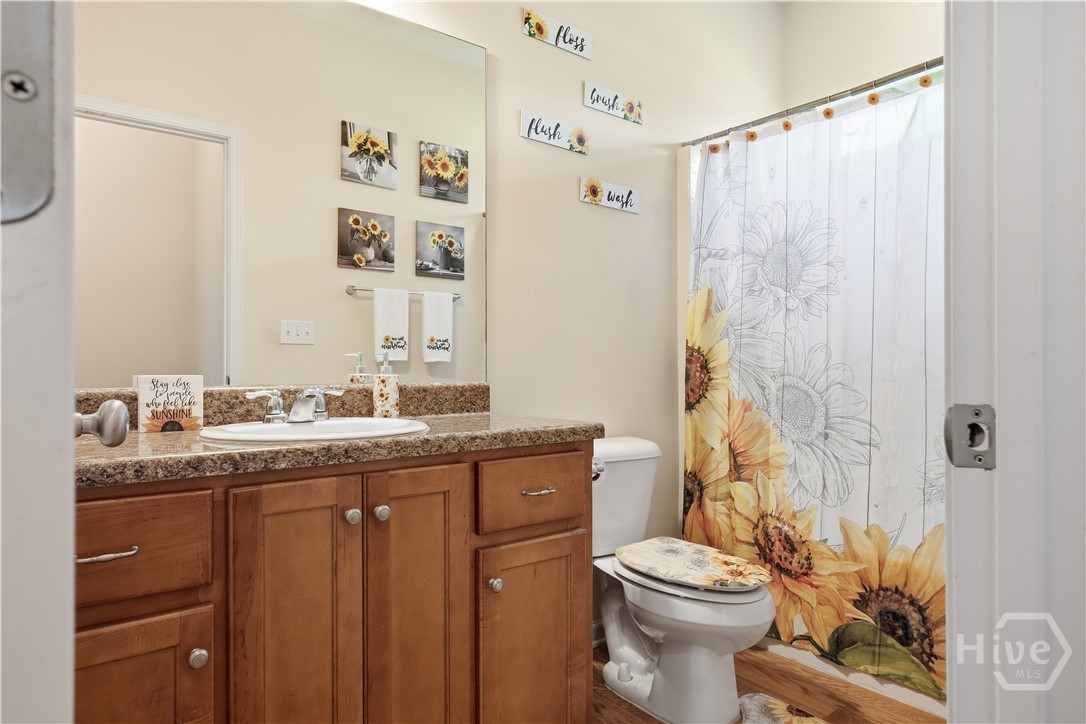 1 Red Robin Court Property Photo 8