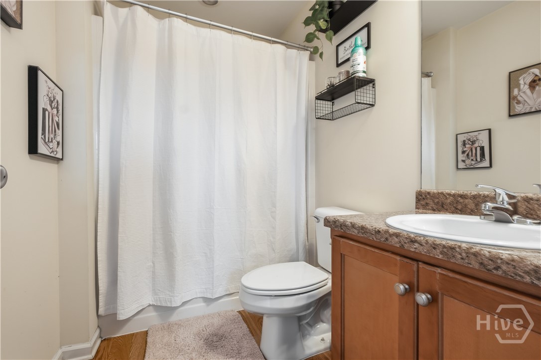 1 Red Robin Court Property Photo 12