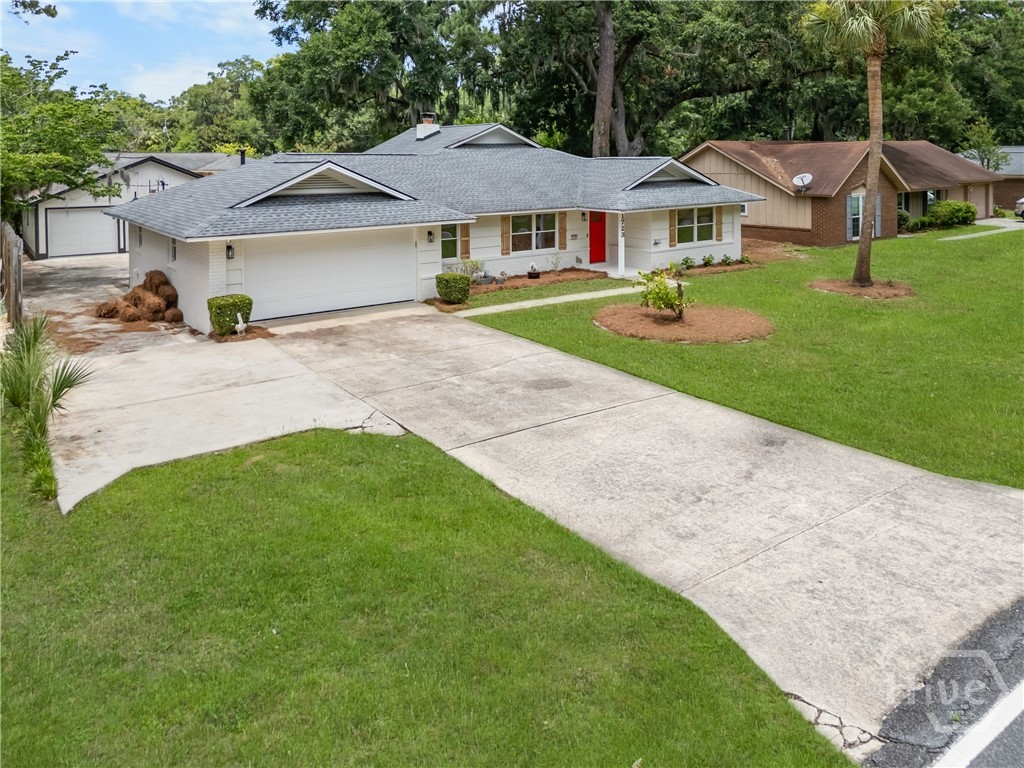 1723 Walthour Road Property Photo 2