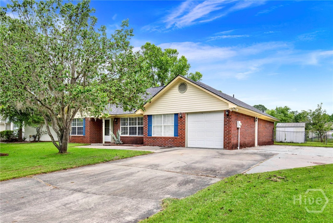 41 Whippoorwill Lane E Property Photo 2