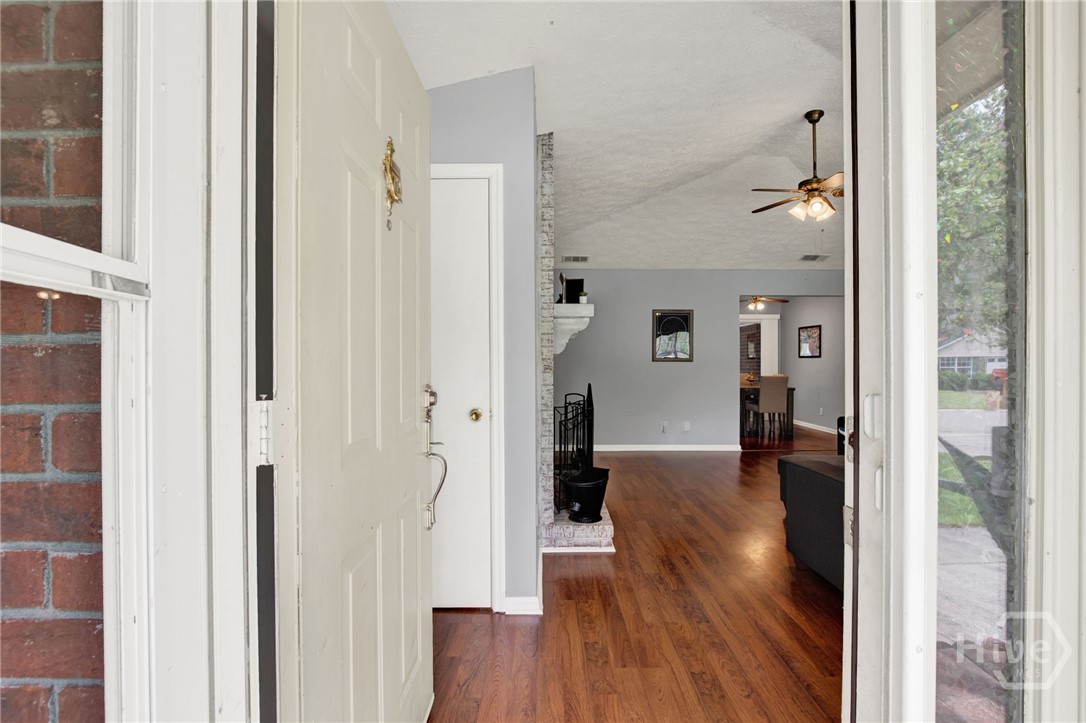 41 Whippoorwill Lane E Property Photo 4