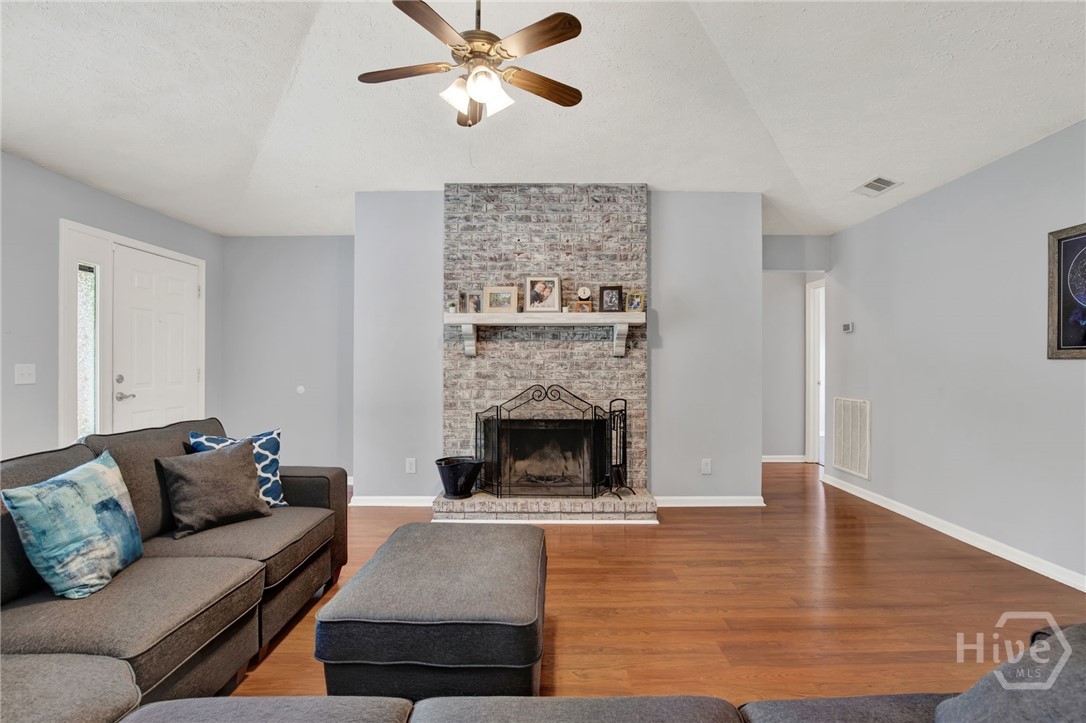 41 Whippoorwill Lane E Property Photo 10