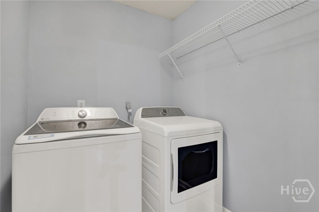 41 Whippoorwill Lane E Property Photo 23