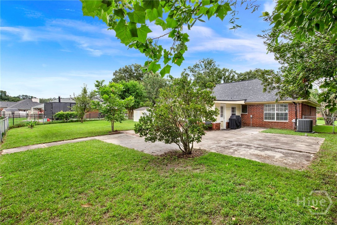 41 Whippoorwill Lane E Property Photo 36
