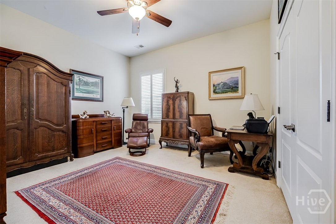 4 Jersey Loop Property Photo 21
