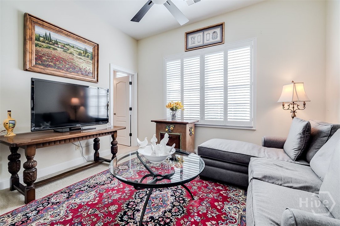 4 Jersey Loop Property Photo 24