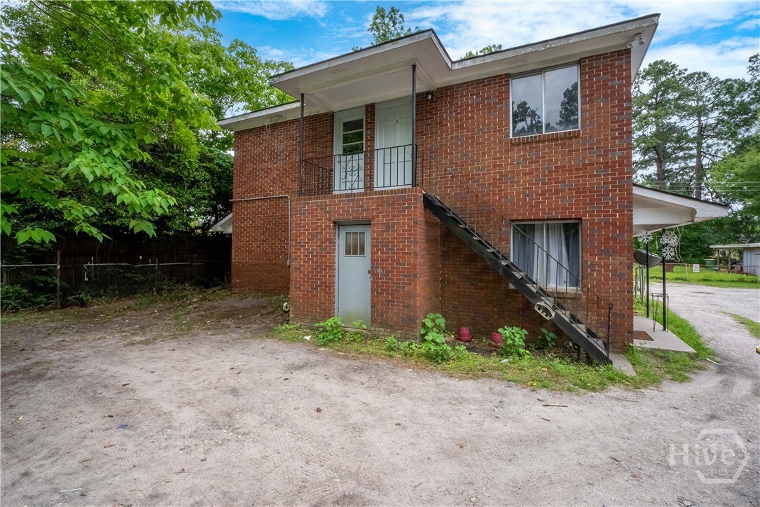 6 Ronnie Avenue Property Photo 1