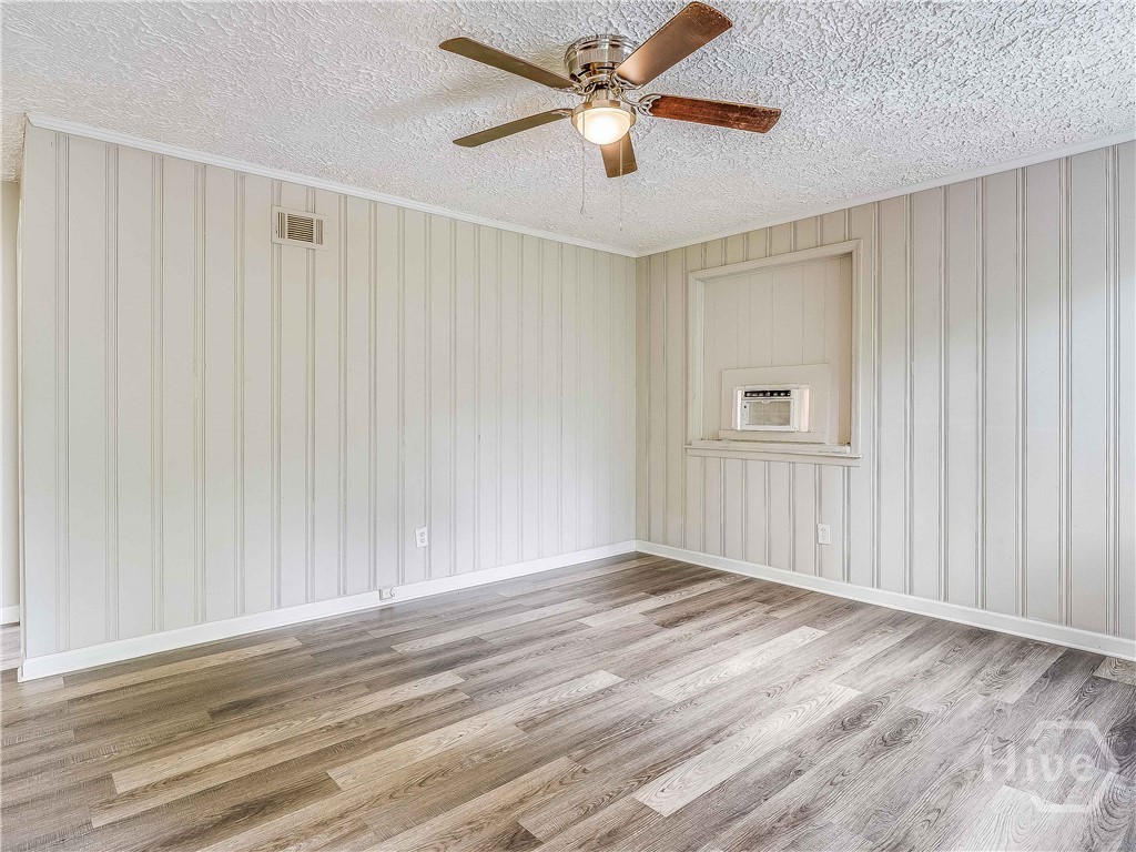 6 Ronnie Avenue Property Photo 3