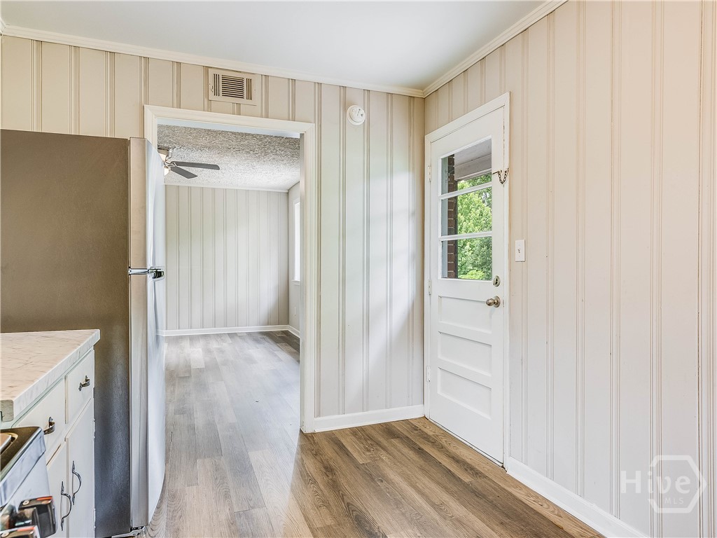 6 Ronnie Avenue Property Photo 5