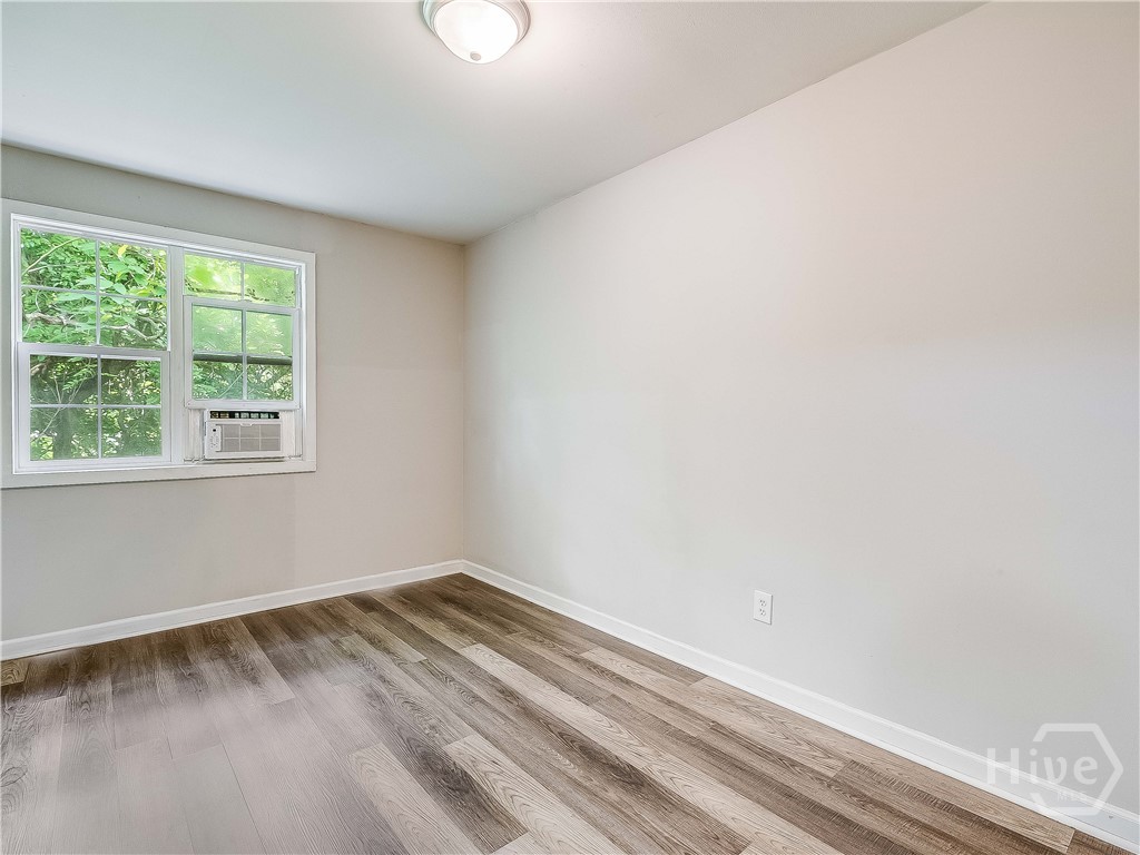 6 Ronnie Avenue Property Photo 13