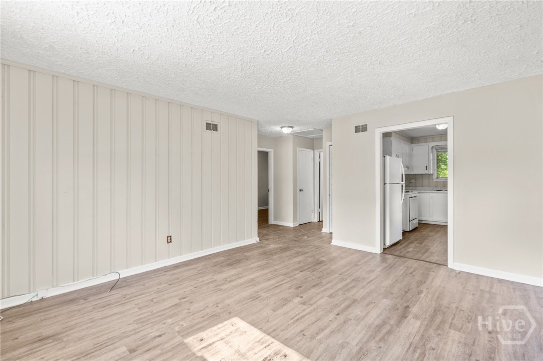 6 Ronnie Avenue Property Photo 30