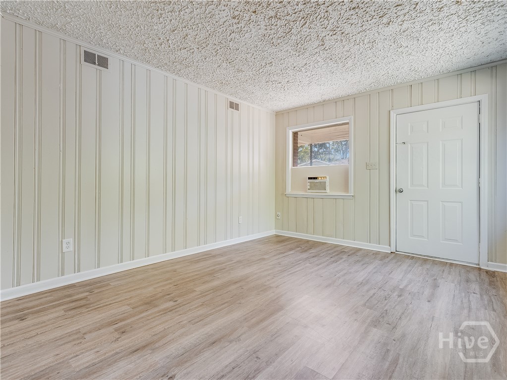 6 Ronnie Avenue Property Photo 37