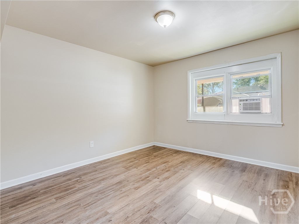 6 Ronnie Avenue Property Photo 44