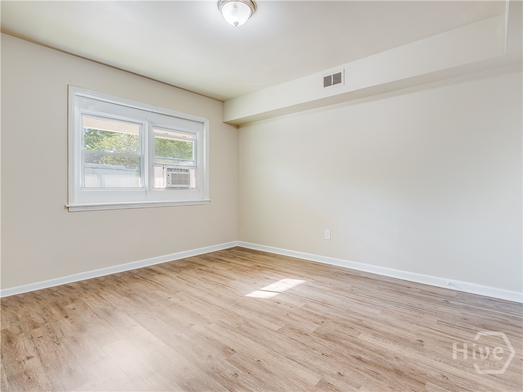 6 Ronnie Avenue Property Photo 45