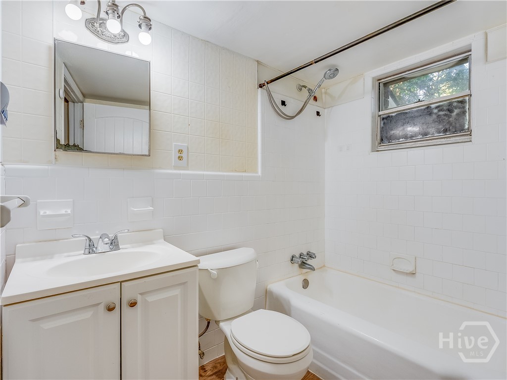 6 Ronnie Avenue Property Photo 48