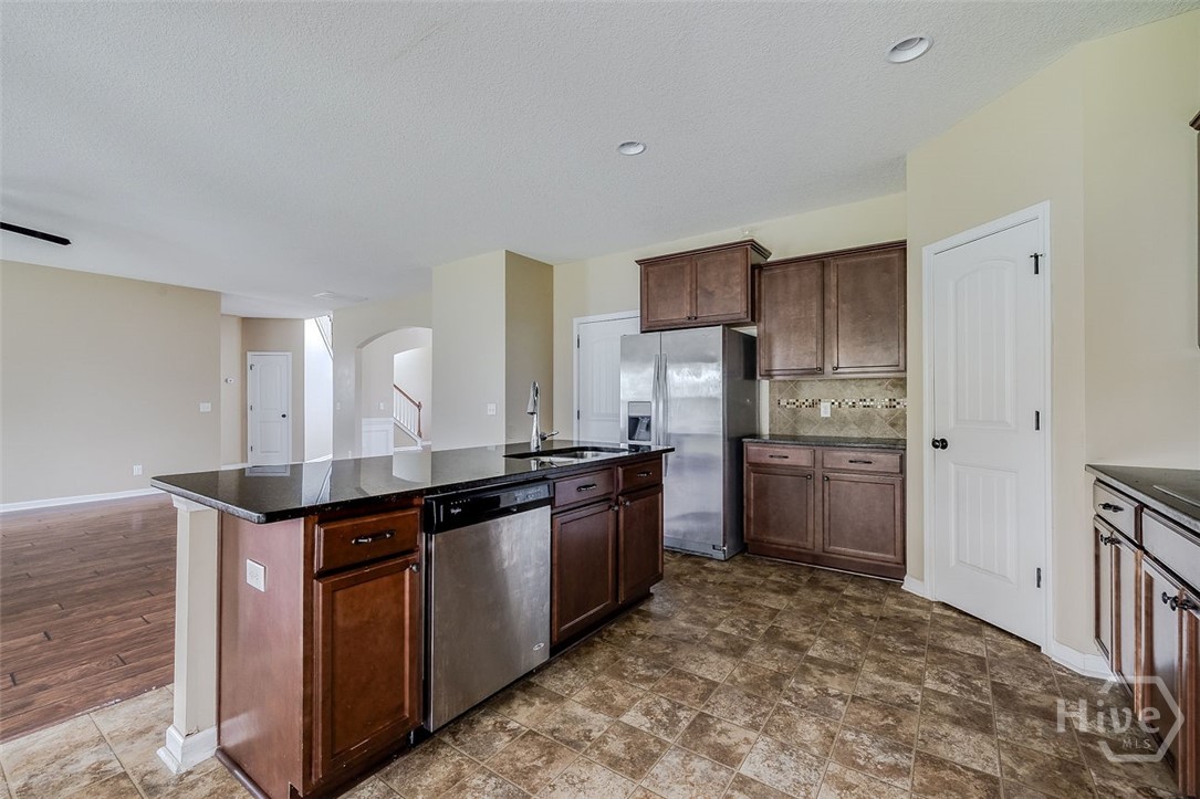 736 Ne Mustang Lane Property Photo 14