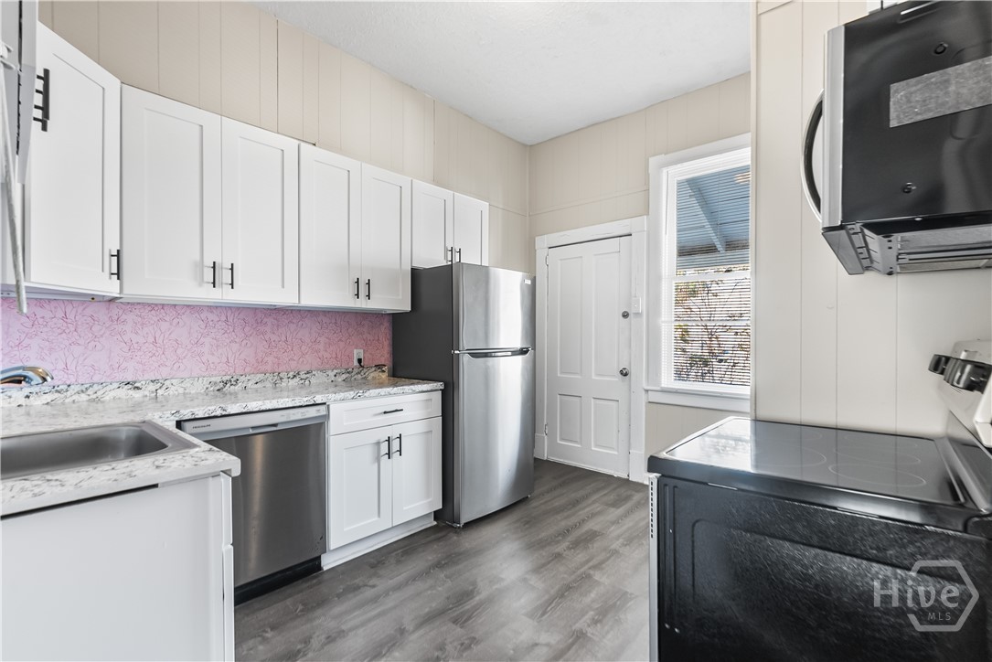 506 - 512 W 42nd Street Property Photo 19