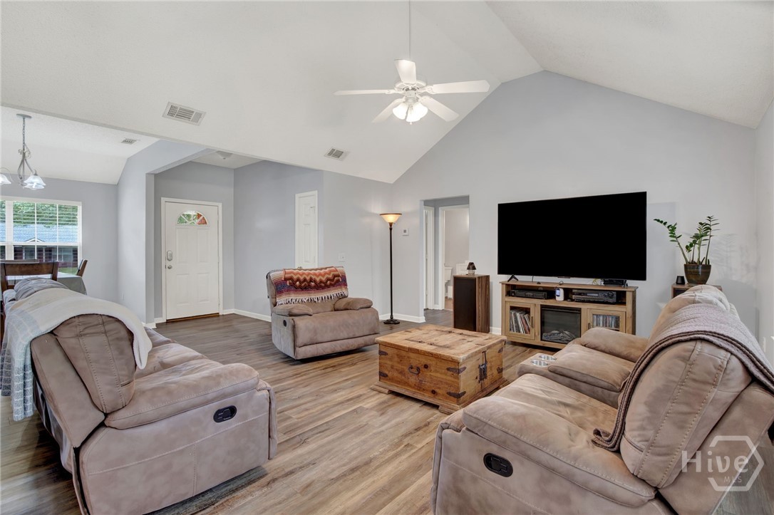 302 Road Atlanta Property Photo 11