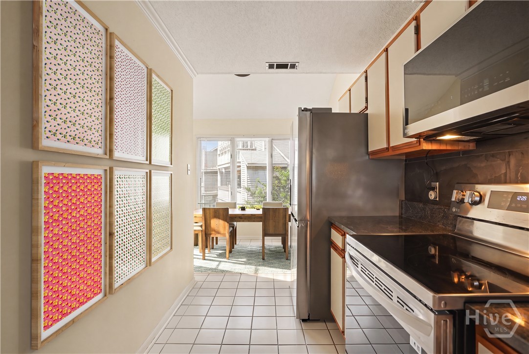 3005 River Drive 511 Property Photo 14