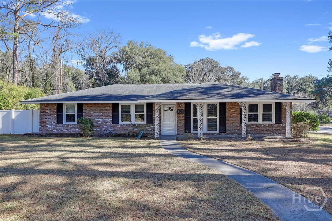 807 Dyches Drive Property Photo 1