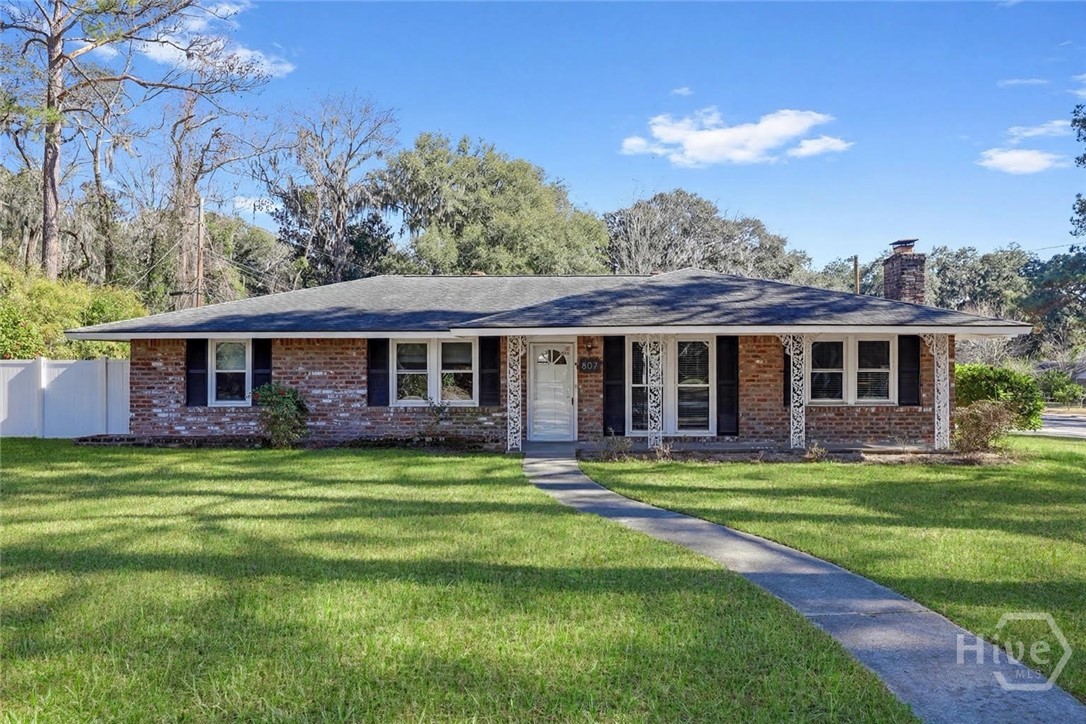 807 Dyches Drive