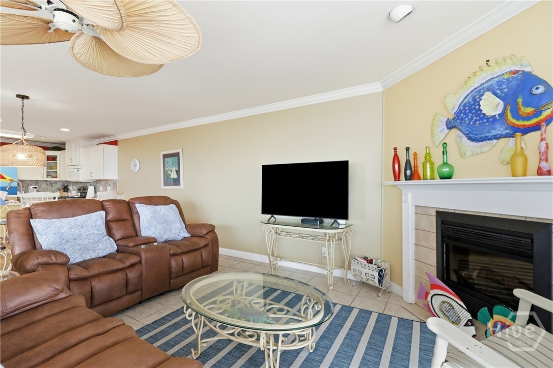 1707 Strand 4 Property Photo 12