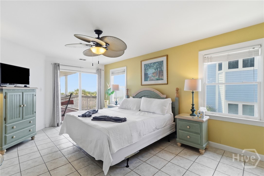 1707 Strand 4 Property Photo 19