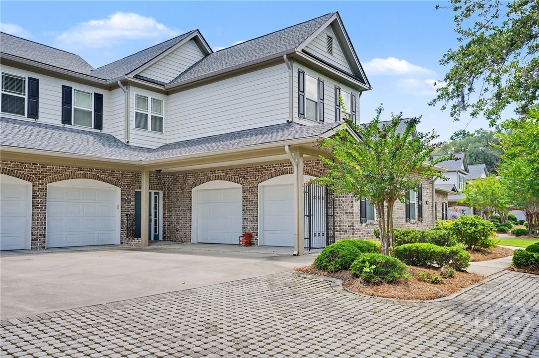 1002 River Oaks Drive Property Photo 4