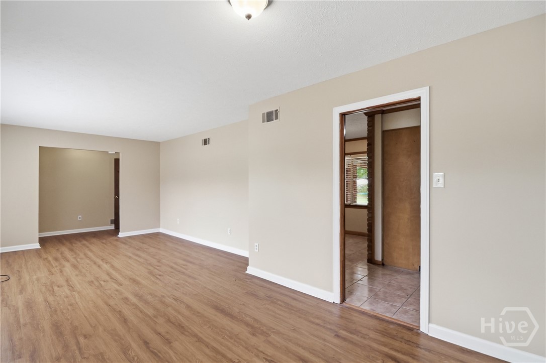 519 Gleason Avenue Property Photo 6