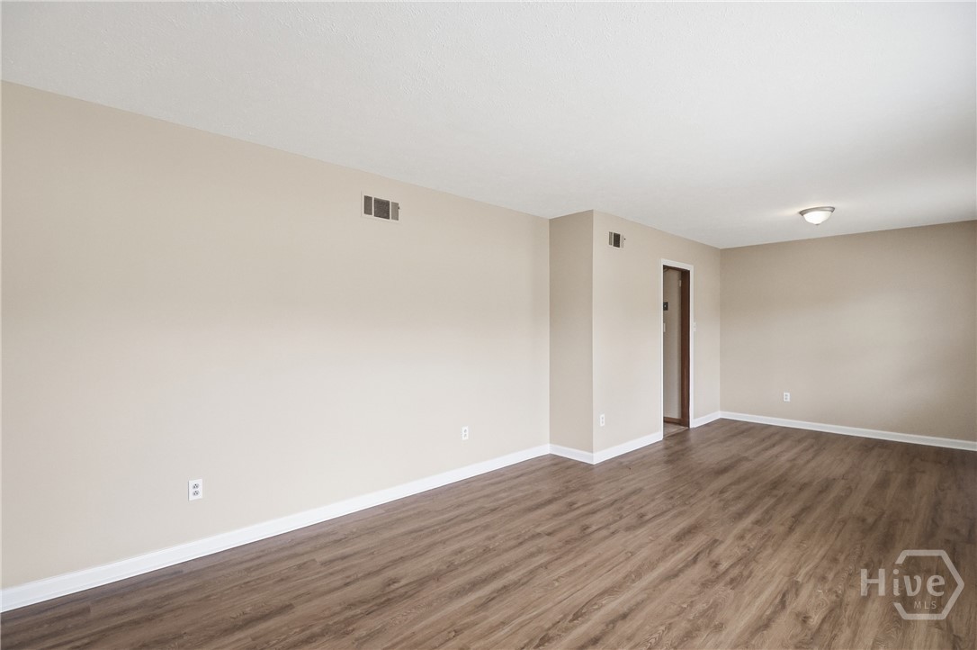 519 Gleason Avenue Property Photo 17