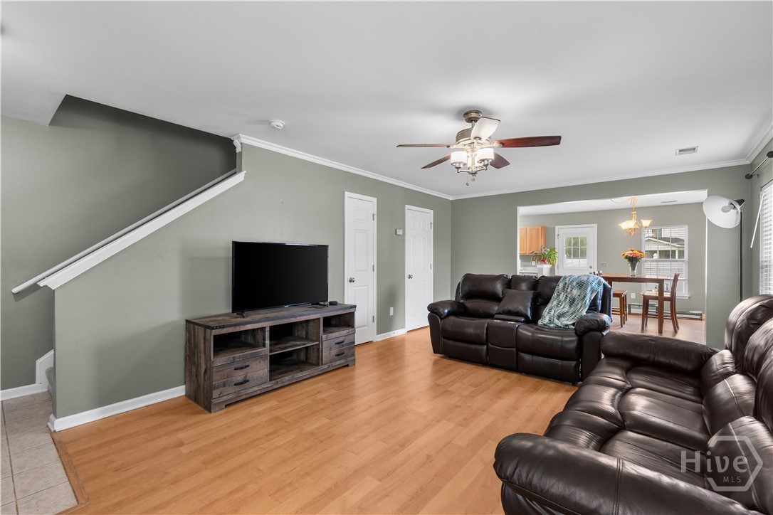 9 Cottingham Way Property Photo 8