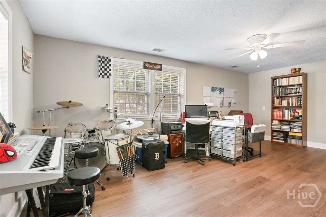 8 Hillyer Drive Property Photo 27