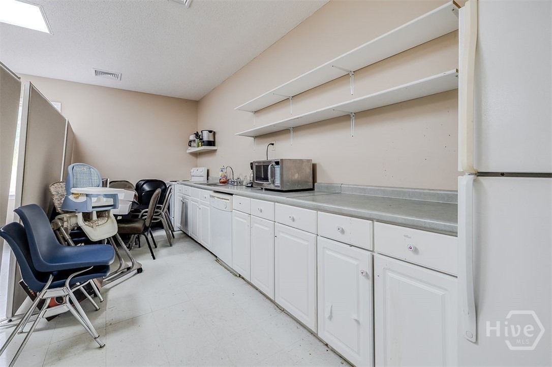 604 Goshen Road Property Photo 12