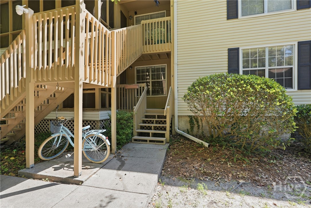 401 N Cromwell Road D2 Property Photo 2