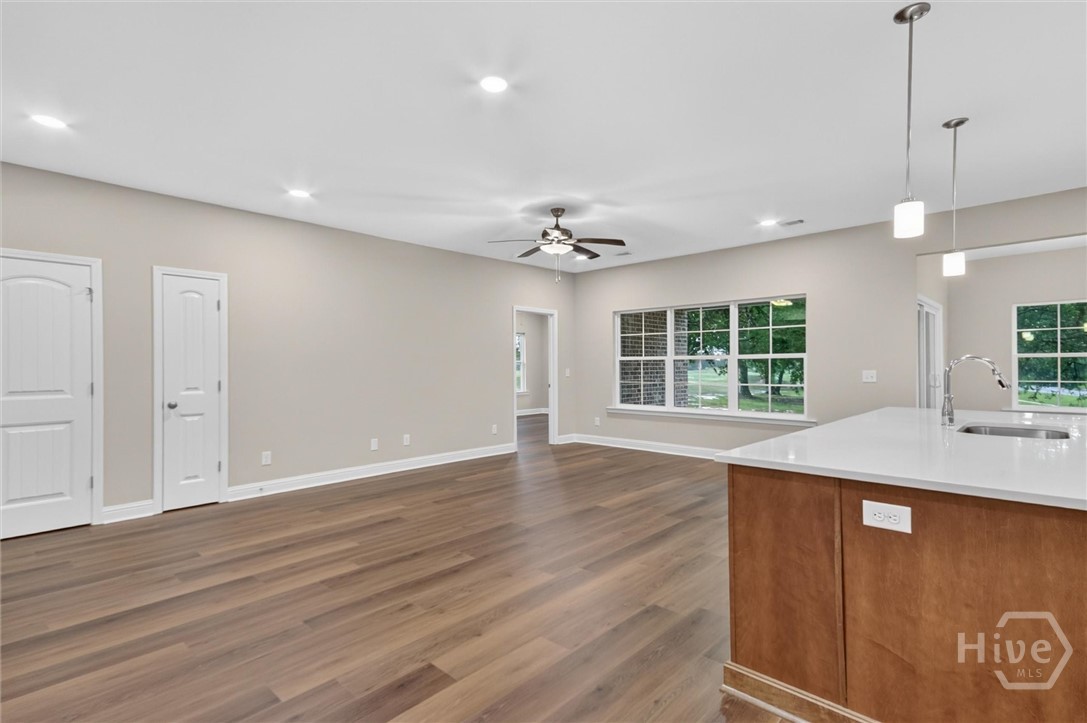 18 Lansing Drive Property Photo 17
