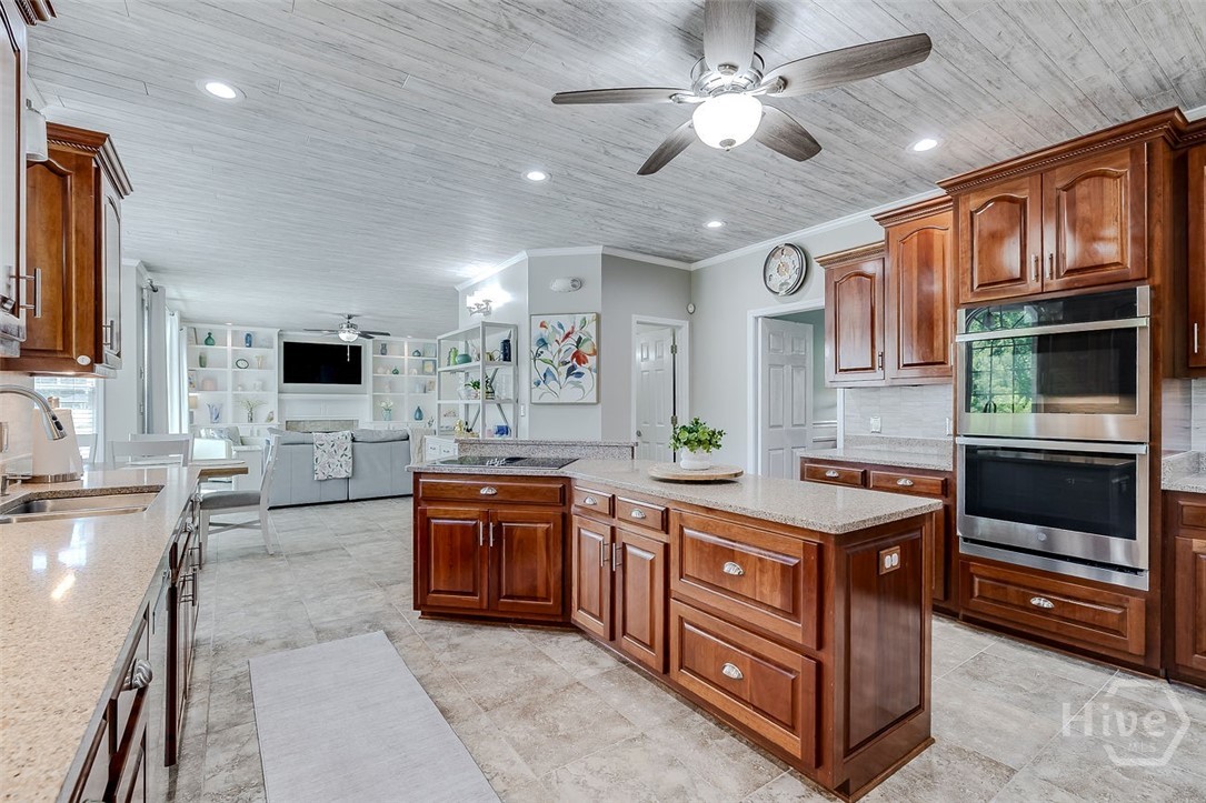 152 Cambridge Drive Property Photo 19
