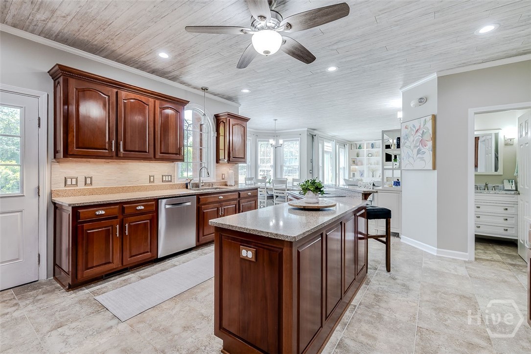 152 Cambridge Drive Property Photo 21