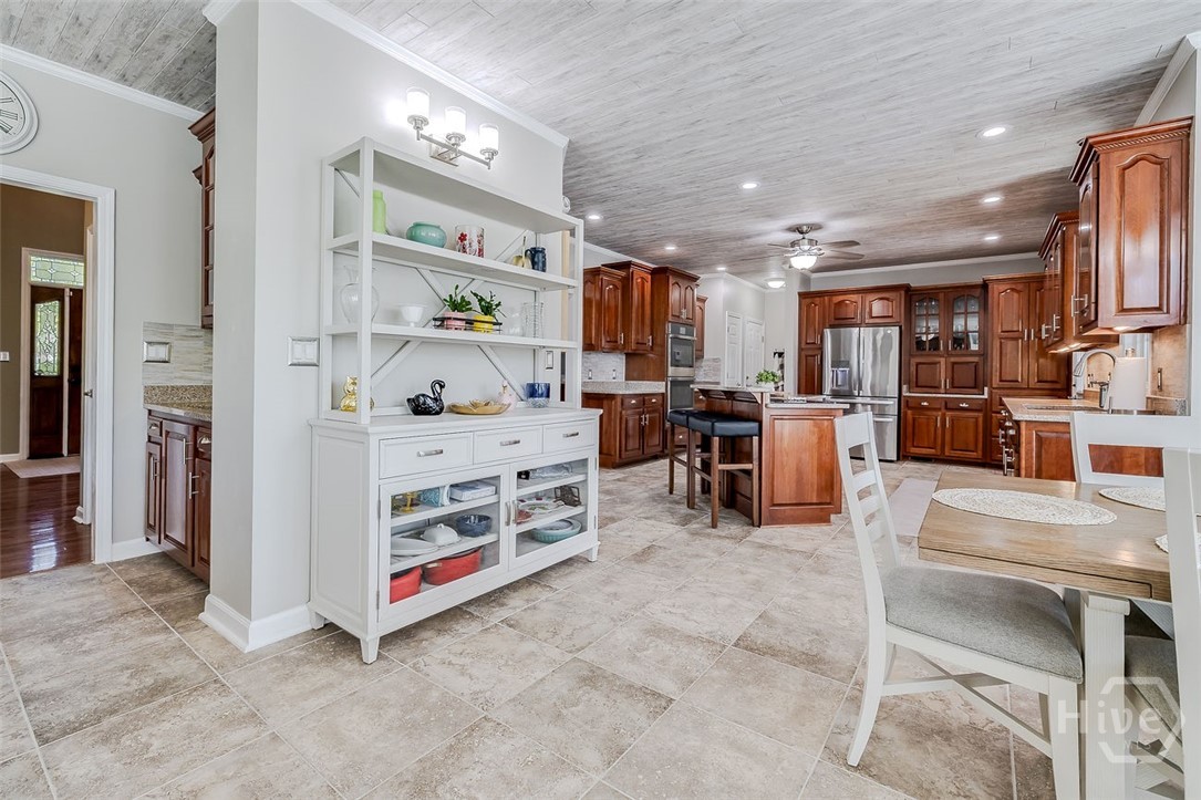 152 Cambridge Drive Property Photo 24
