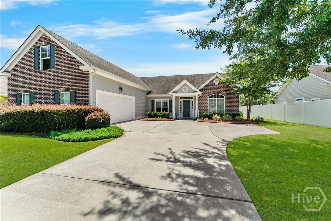 88 Gateway Drive Property Photo 1