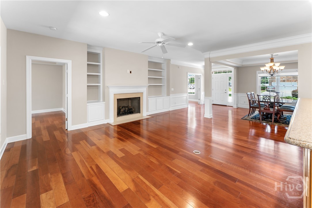 88 Gateway Drive Property Photo 12