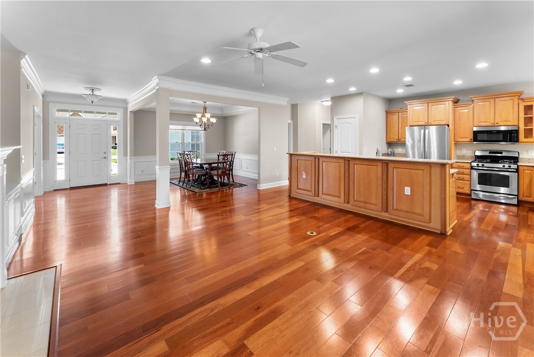 88 Gateway Drive Property Photo 13