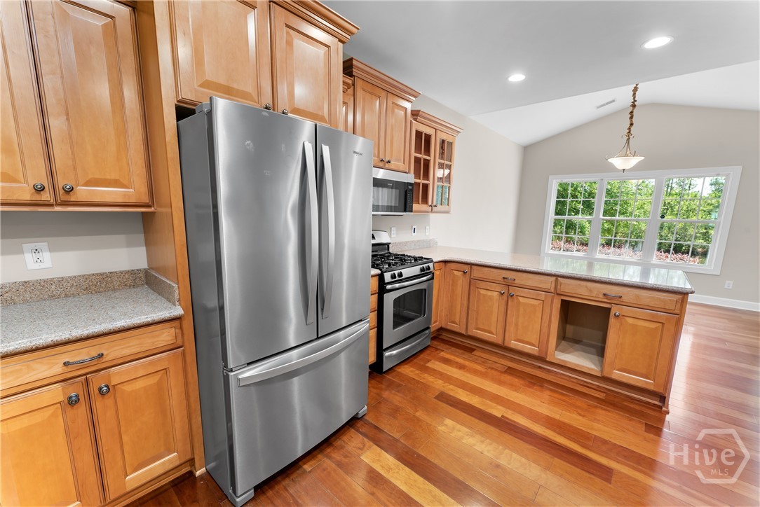 88 Gateway Drive Property Photo 17