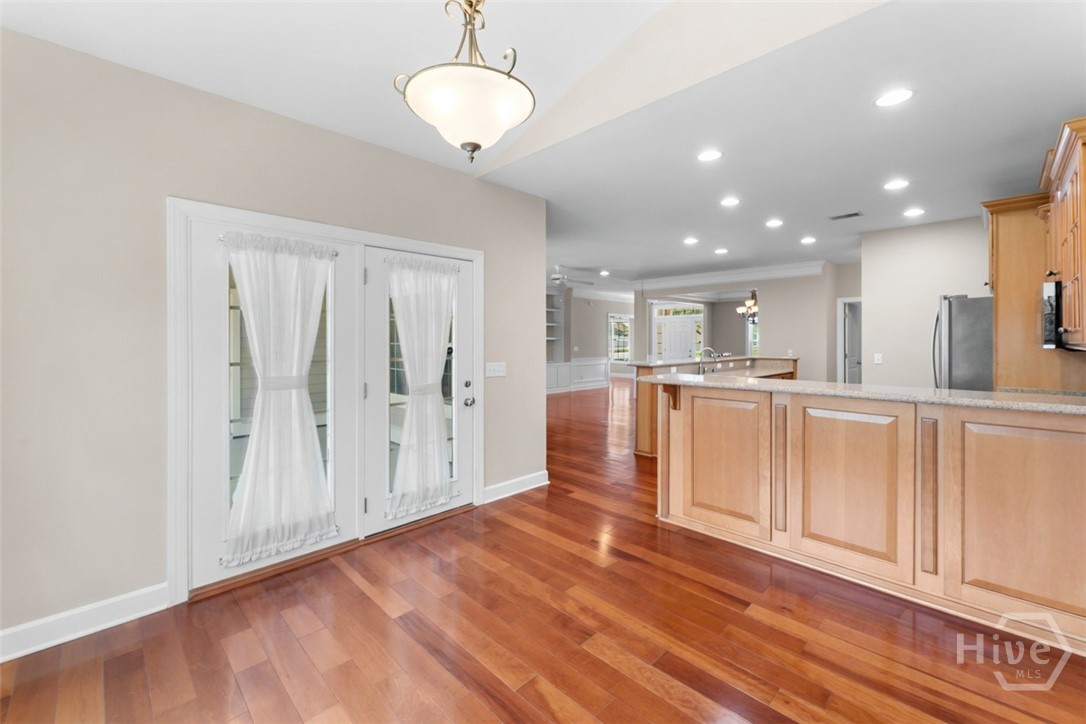 88 Gateway Drive Property Photo 23