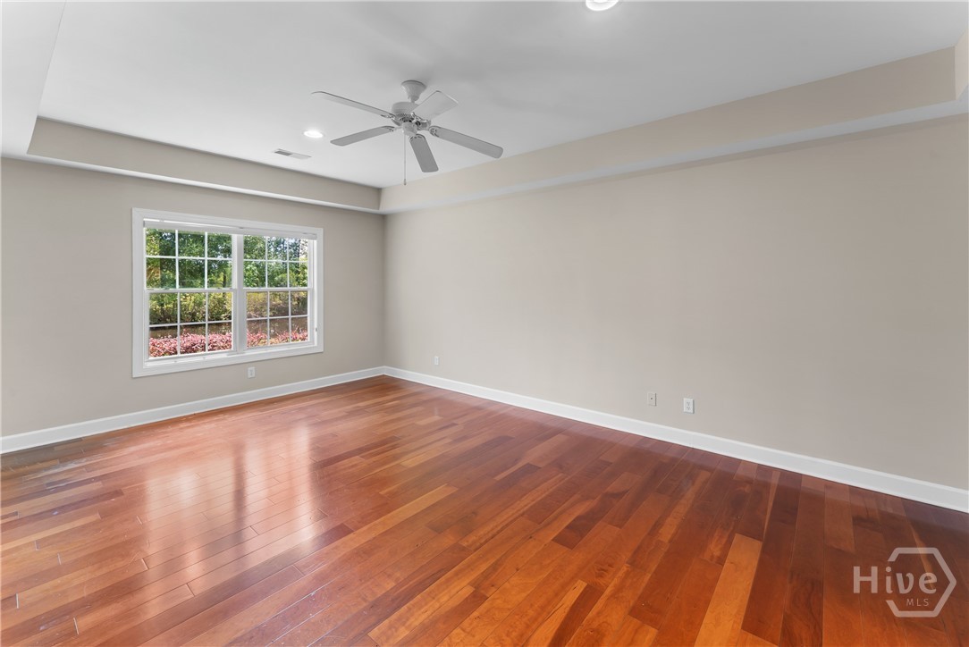 88 Gateway Drive Property Photo 26