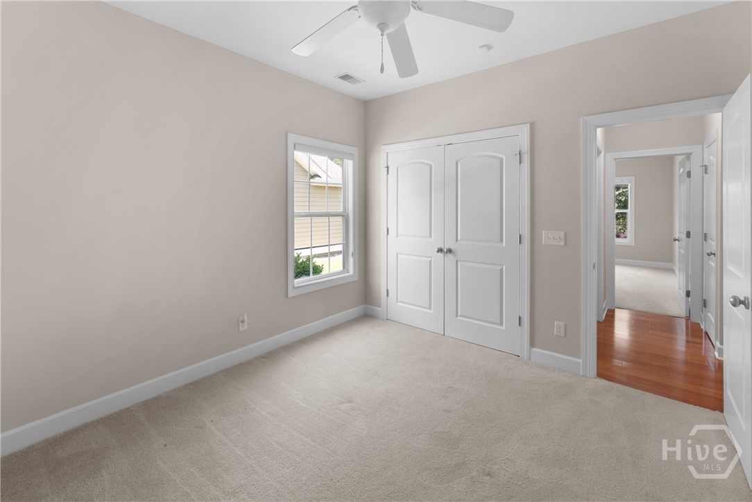 88 Gateway Drive Property Photo 32
