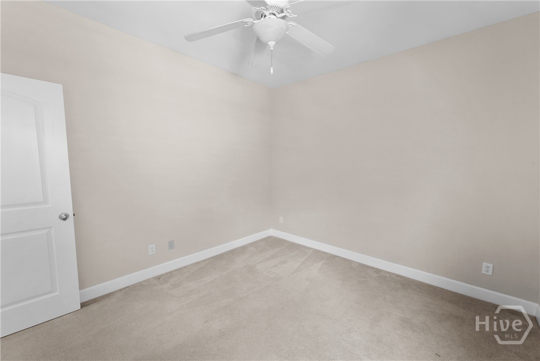 88 Gateway Drive Property Photo 33