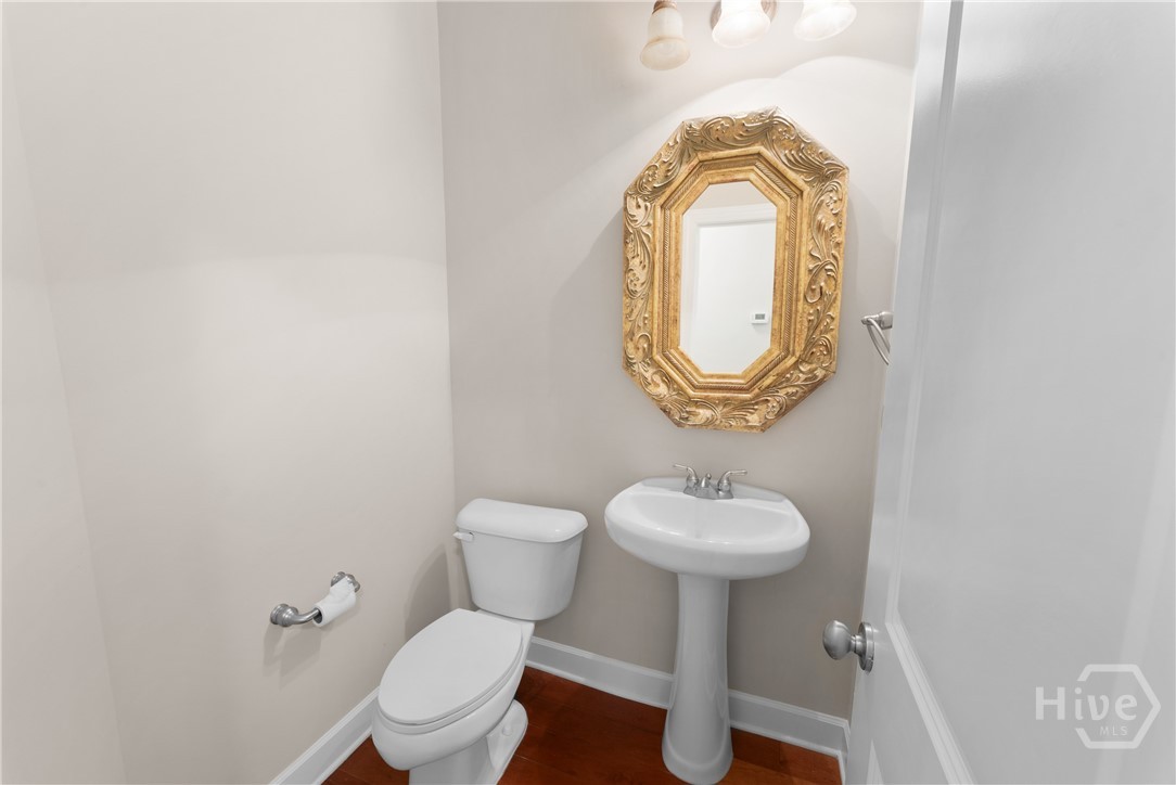 88 Gateway Drive Property Photo 38