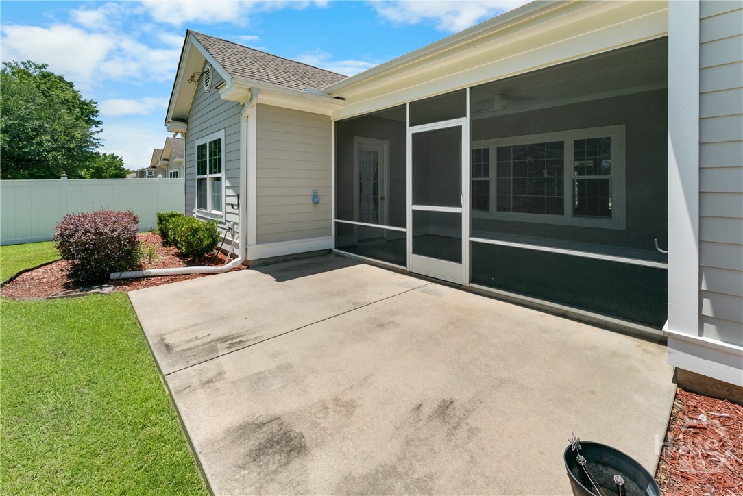 88 Gateway Drive Property Photo 47