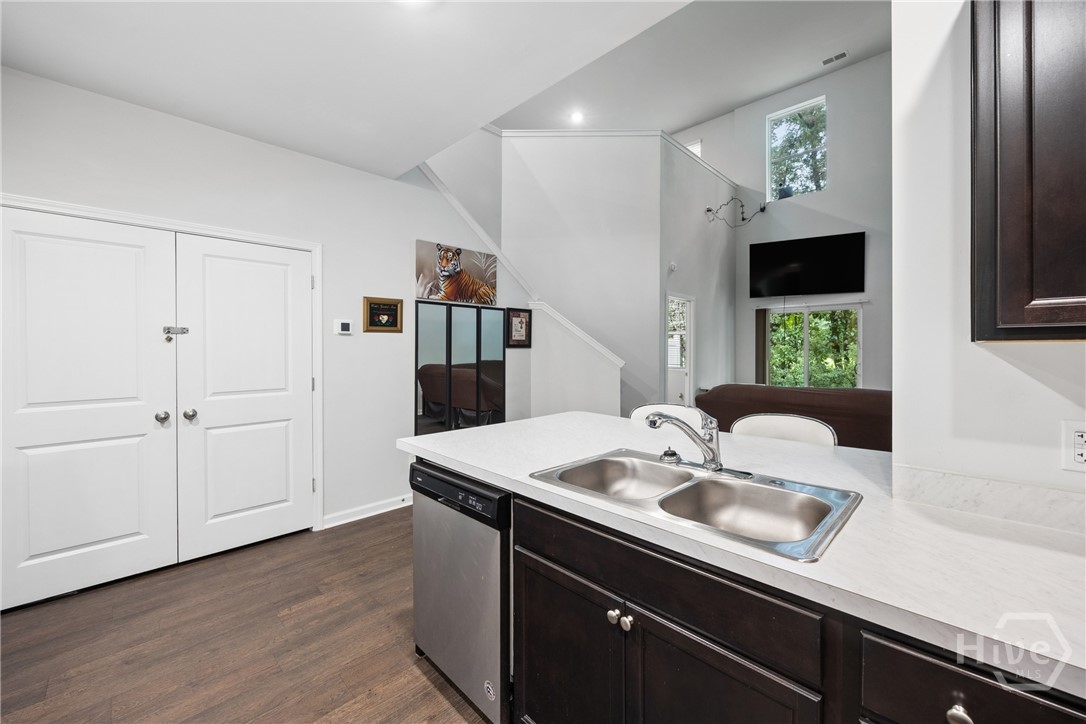 41 Villas Of Garrard Drive Property Photo 13