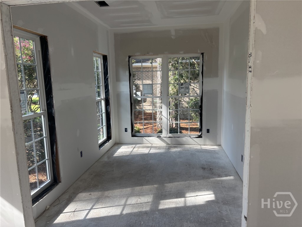 5 Hickory Grove Way Property Photo 8